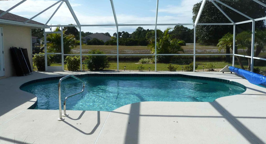 Private pool & lanai